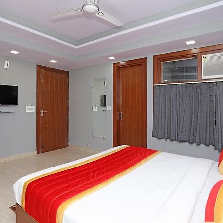 Hotel Capital O Aashiyana Paradise Near Omaxe Gurgaon Mall Exteriér fotografie