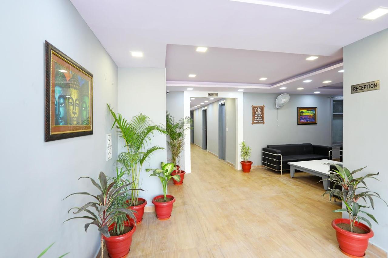 Hotel Capital O Aashiyana Paradise Near Omaxe Gurgaon Mall Exteriér fotografie